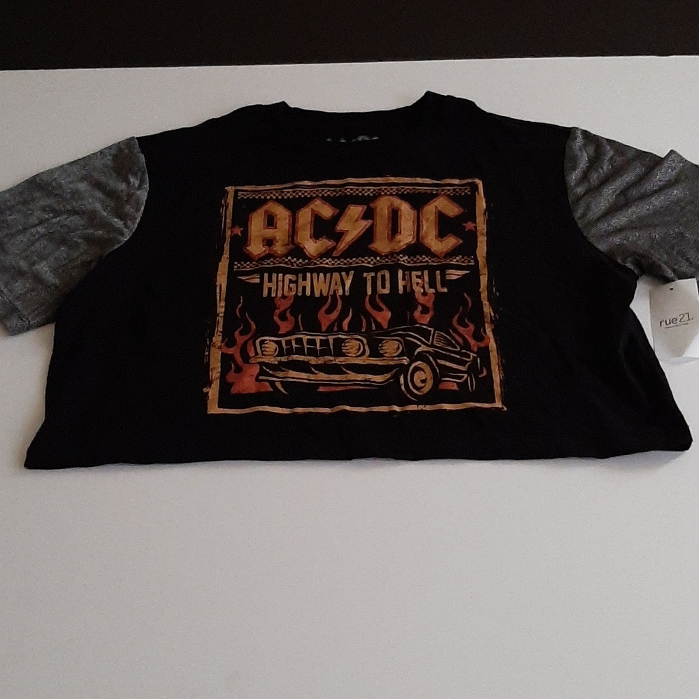 AC DC Crop